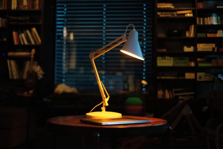 LED lampa Oranžovka