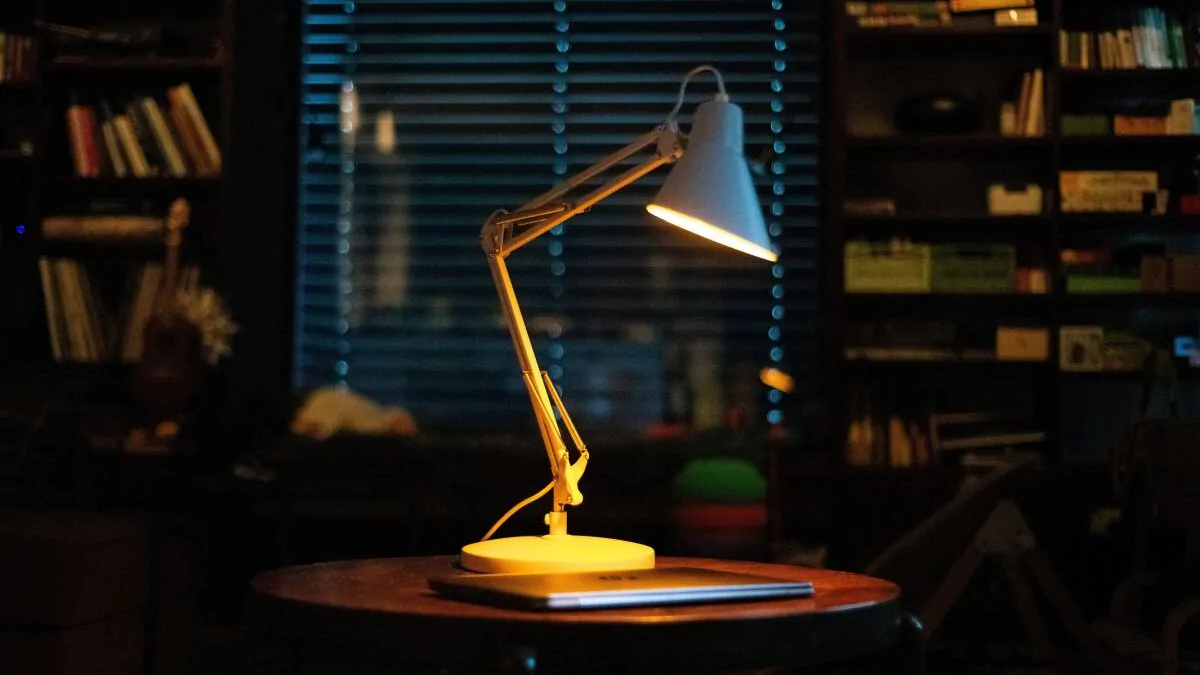 LED lampa Oranžovka